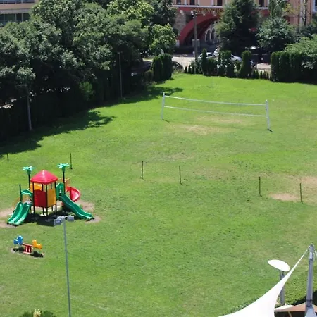 2-bedroom In Marina Club Daire *