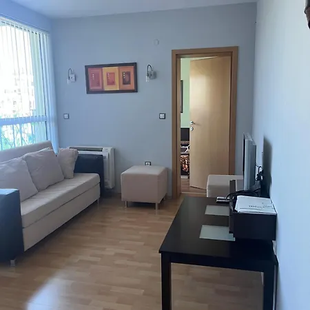 2-bedroom In Marina Club Daire *