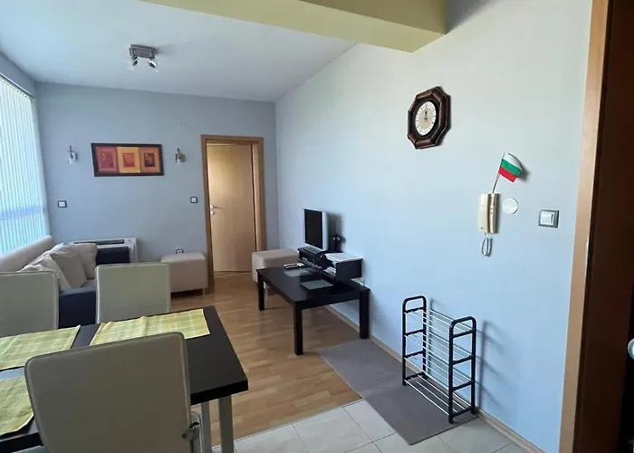 2-bedroom In Marina Club *