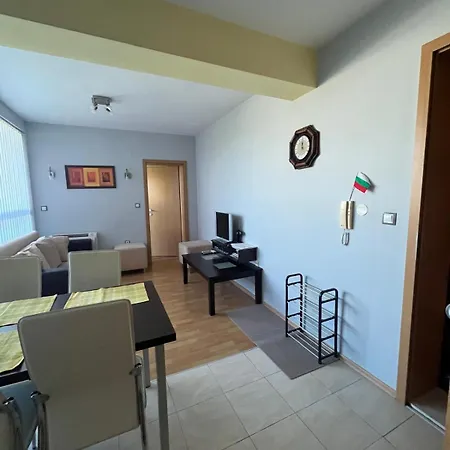 2-bedroom In Marina Club *