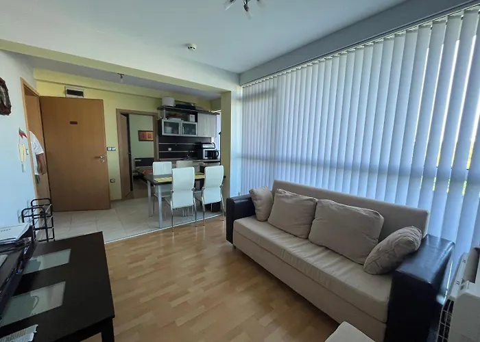 2-bedroom In Marina Club